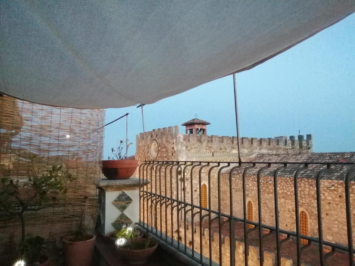Aly Art Apartment Taormina Duomo, Gulf & Etna View Экстерьер фото
