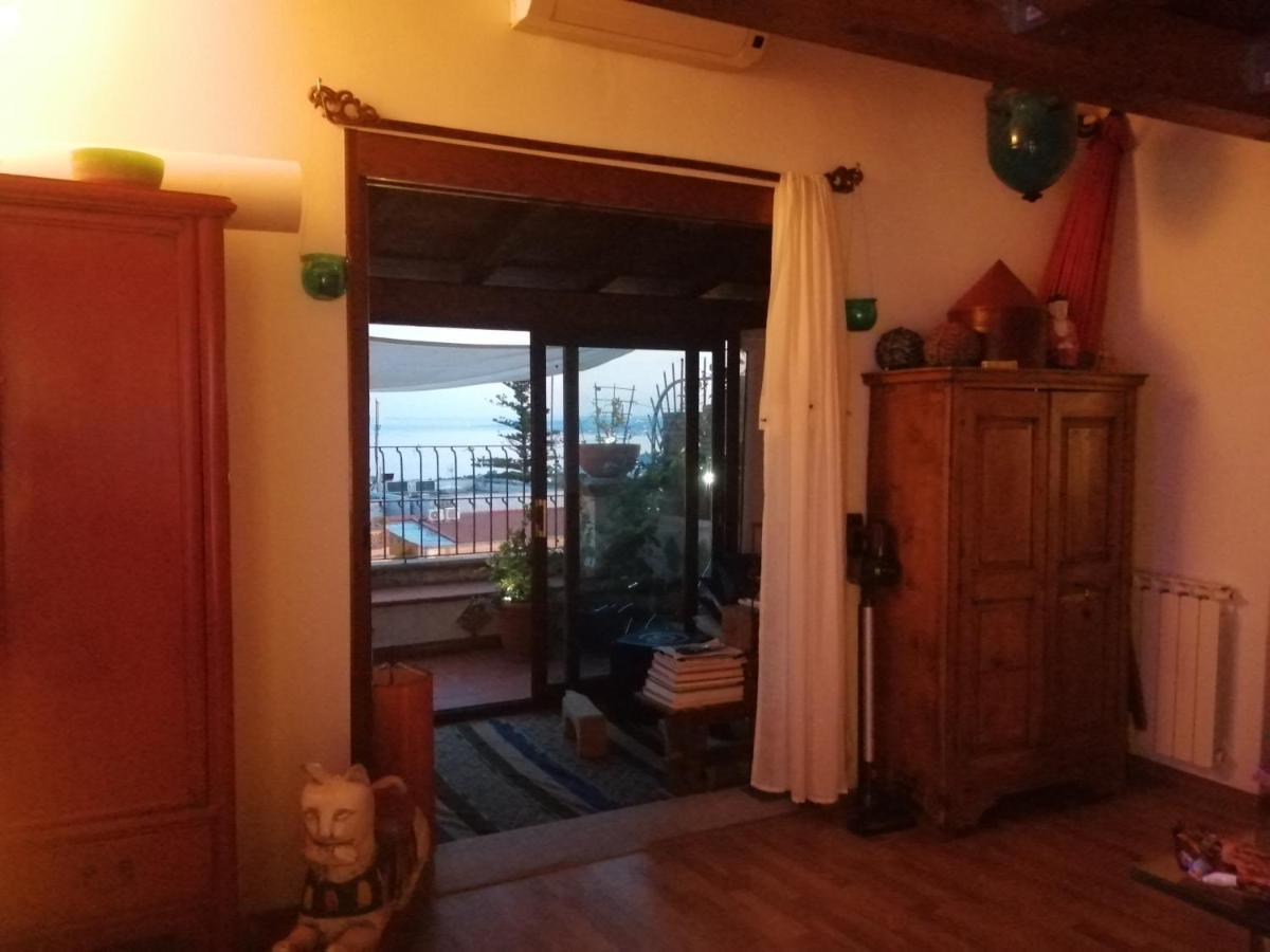 Aly Art Apartment Taormina Duomo, Gulf & Etna View Экстерьер фото